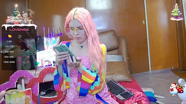 Skinygirl online show from 01-18-25, 01:52