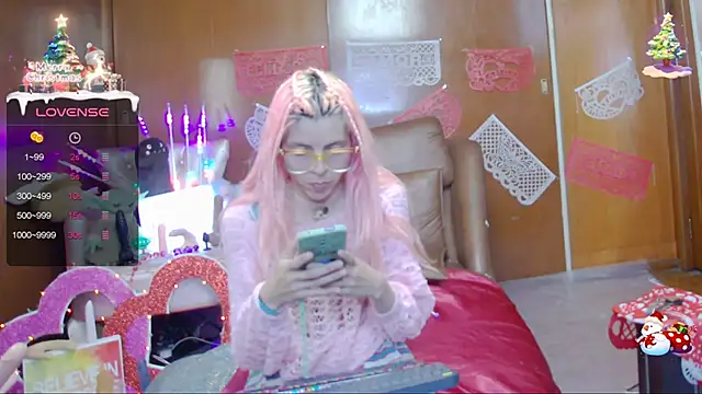 Skinygirl online show from 02-04-25, 11:59