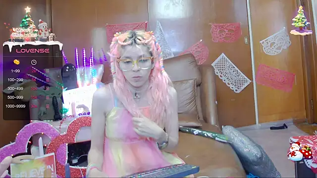 Skinygirl online show from 02-12-25, 11:09