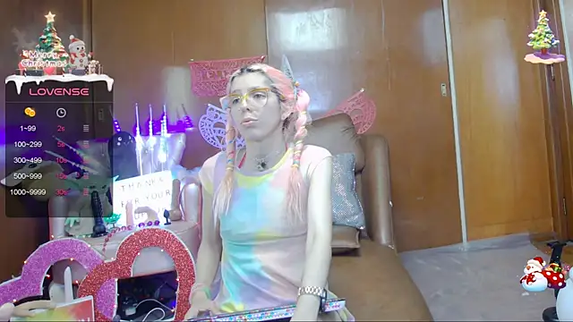 Skinygirl online show from 02-21-25, 02:06