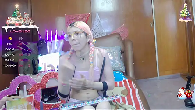 Skinygirl online show from 02-23-25, 03:45