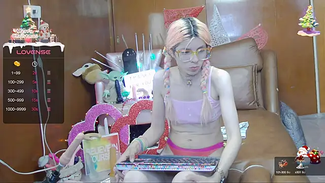 Skinygirl online show from 02-28-25, 03:04