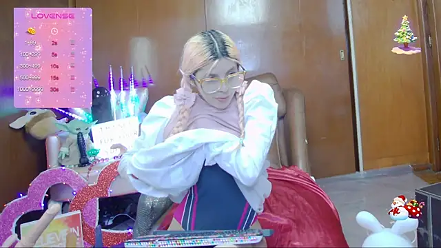 Skinygirl online show from 03-16-25, 12:01