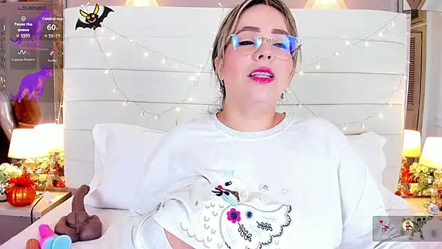 Charlotte93  online show from 11-05-25, 11:43