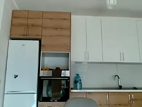 Snapshot of MadamIndigo chatting on 09-29-25, 12:10 MadamIndigo online show from 09-29-25, 12:10