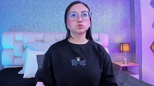 lucy neil online show from 01-27-25, 07:03