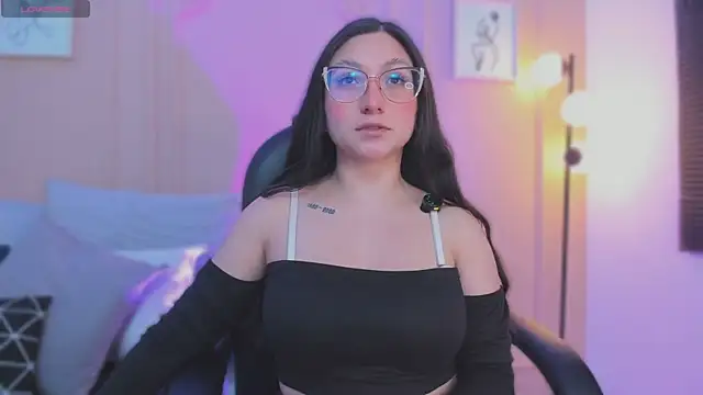 lucy neil online show from 04-14-26, 02:39