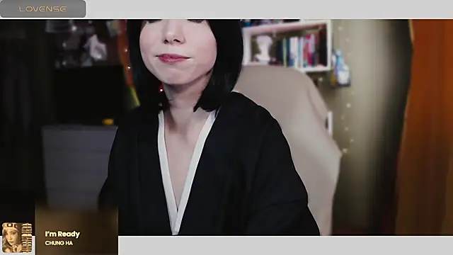 Snapshot of freya_sunny chatting on 02-17-25, 05:25 freya sunny online show from 02-17-25, 05:25