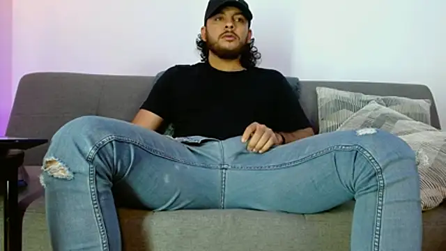 tuyo1995 online show from 11-27-25, 04:31