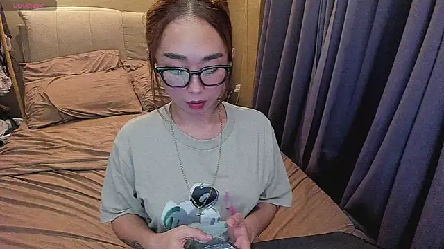 MissAyaCollins online show from 12-15-25, 11:36