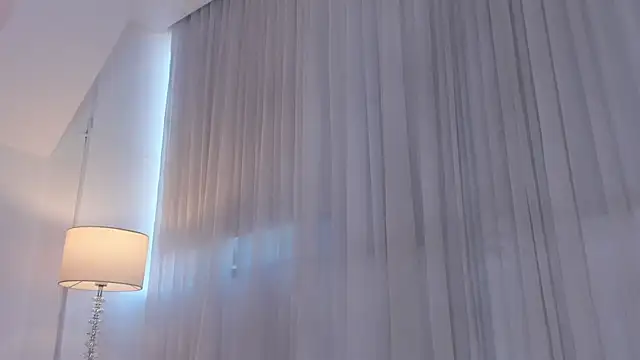 Emma Torres   online show from 02-11-26, 12:10