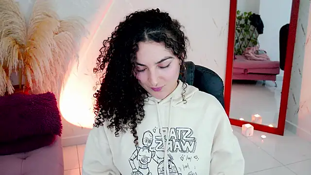 Snapshot of merida_bell18 chatting on 03-27-26, 02:50 merida bell18 online show from 03-27-26, 02:50