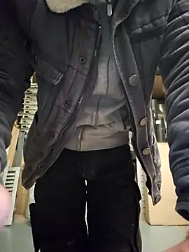 Xcoquinx online show from 11-20-25, 09:31