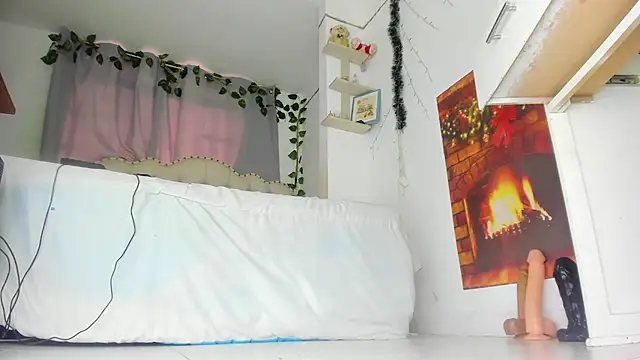 Snapshot of khalyn_jenner chatting on 12-13-24, 06:38 khalyn jenner online show from 12-13-24, 06:38