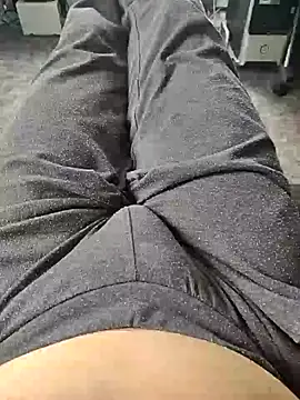 Snapshot of kiam471 chatting on 02-24-26, 01:42 kiam471 online show from 02-24-26, 01:42