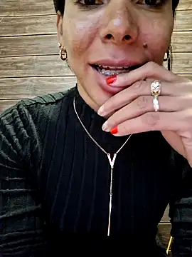 Doll Loren online show from 09-08-25, 02:38