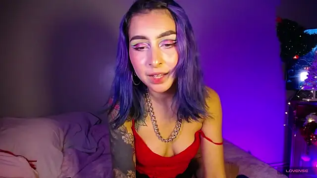 Cinamoonn online show from 12-21-24, 08:32