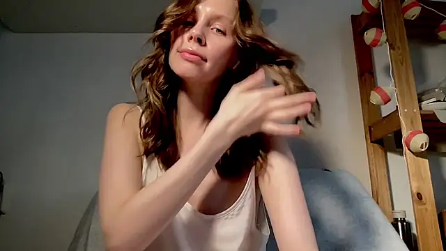 Snapshot of Nikki_Mimimi chatting on 01-26-25, 01:25 Nikki Mimimi online show from 01-26-25, 01:25
