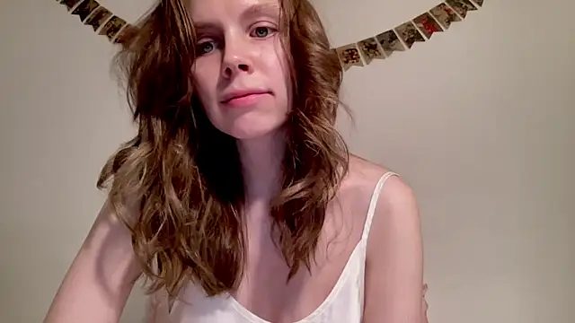 Snapshot of Nikki_Mimimi chatting on 02-07-25, 01:43 Nikki Mimimi online show from 02-07-25, 01:43