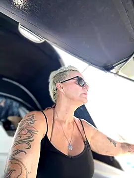 German Milf online show from 09-12-25, 10:59