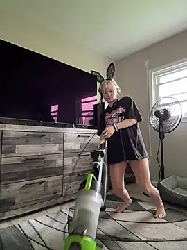 Cutiepiespanks online show from 04-05-26, 07:11