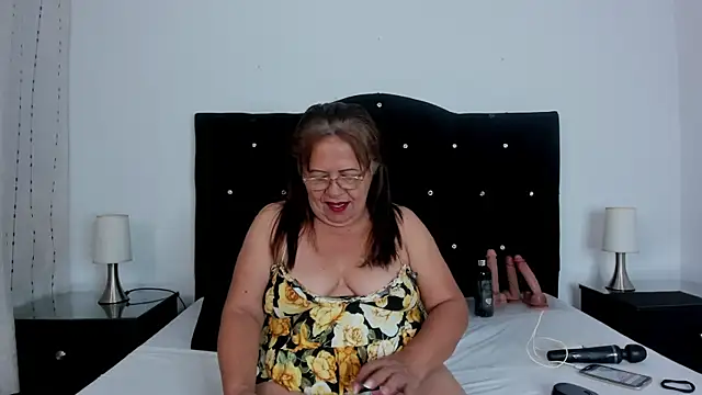 Keira Lennox online show from 09-11-25, 11:32