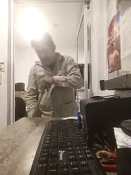 Snapshot of sagrado_1989 chatting on 01-19-26, 01:09 sagrado 1989 online show from 01-19-26, 01:09