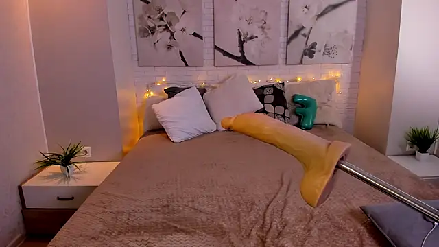 Betty June online show from 02-17-25, 12:10