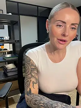 EmaSalis online show from 01-27-25, 02:24