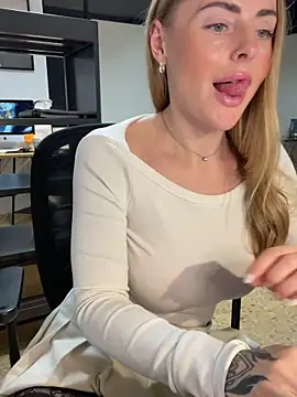 EmaSalis online show from 02-10-25, 02:05