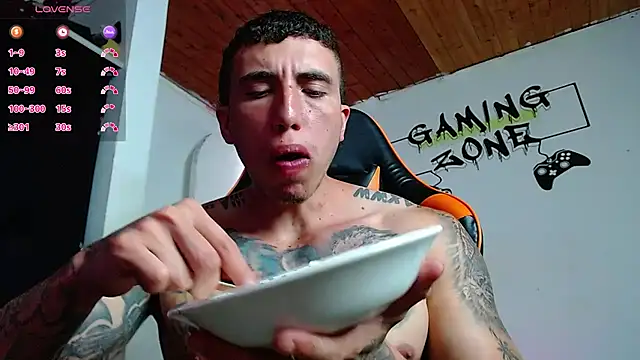 Adam Hudsond online show from 12-17-24, 04:11