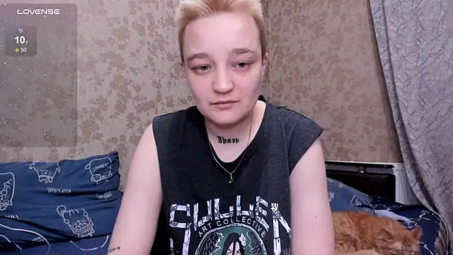 Snapshot of Imlinn chatting on 01-14-25, 09:20 Imlinn online show from 01-14-25, 09:20