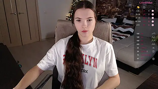 Eva Davie online show from 01-13-25, 10:03