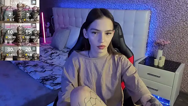 SophieCatty online show from 02-11-25, 07:12