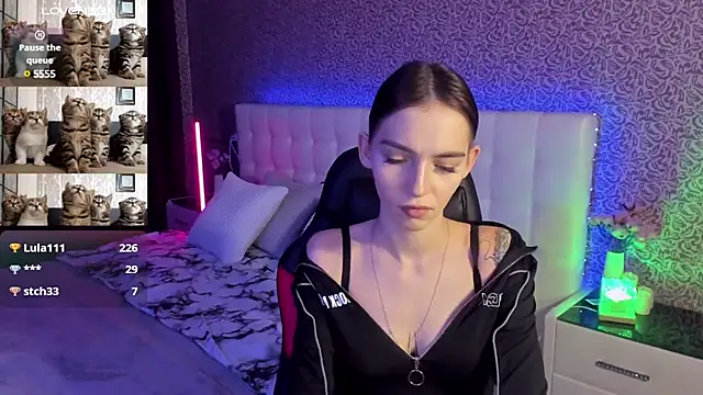 SophieCatty online show from 03-04-25, 11:51