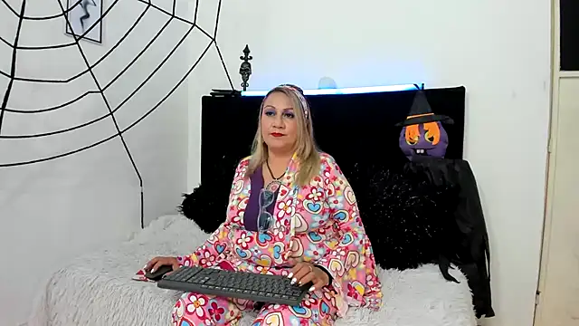 yayita mature online show from 10-30-25, 02:40