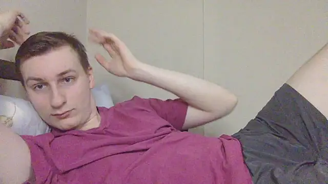 Snapshot of your_andy chatting on 12-17-25, 08:20 your andy online show from 12-17-25, 08:20