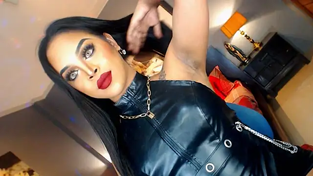 MarryQueen22 online show from 11-18-25, 01:22