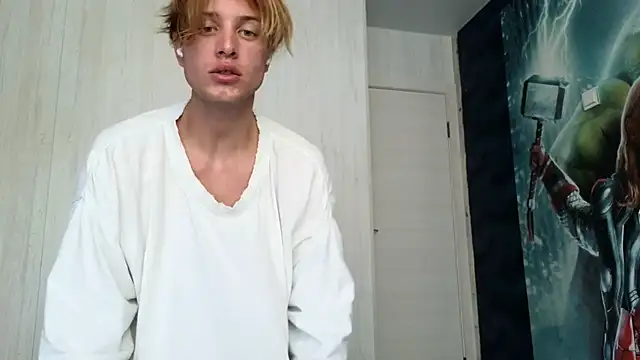 Snapshot of Cryptikov chatting on 07-01-26, 05:20 Cryptikov online show from 07-01-26, 05:20