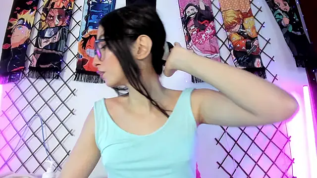 Snapshot of Alice_jacobs1 chatting on 09-14-25, 04:06 Alice jacobs1 online show from 09-14-25, 04:06