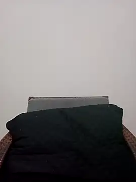 VIC22SECRET online show from 02-13-25, 12:57