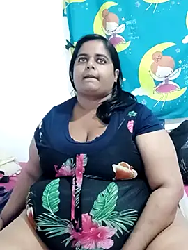 Snapshot of SusanaEshwar chatting on 04-28-26, 08:36 SusanaEshwar online show from 04-28-26, 08:36