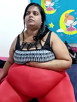 Snapshot of SusanaEshwar chatting on 04-30-26, 01:23 SusanaEshwar online show from 04-30-26, 01:23