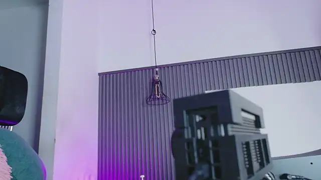 levana1 online show from 04-15-26, 04:19