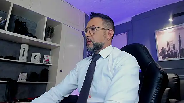 MrFrank tattoo online show from 09-17-25, 12:07