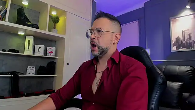 MrFrank tattoo online show from 11-21-25, 12:37