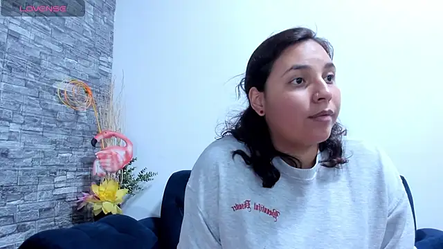 Snapshot of LizzRouse chatting on 12-30-24, 11:49 LizzRouse online show from 12-30-24, 11:49