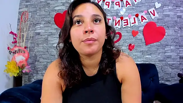 Snapshot of LizzRouse chatting on 02-10-25, 09:47 LizzRouse online show from 02-10-25, 09:47