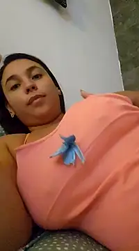 Snapshot of LizzRouse chatting on 03-04-25, 11:40 LizzRouse online show from 03-04-25, 11:40