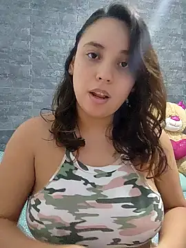 Snapshot of LizzRouse chatting on 11-20-25, 09:25 LizzRouse online show from 11-20-25, 09:25